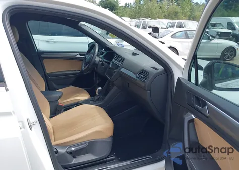 2022 Volkswagen Tiguan 2.0T Se R-Line Black z USA, uszkodzony, nr VIN 3VVCB7AX7NM007416